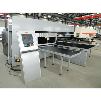 Máquina de perfuração servo 30 TON Metal Sheet da torreta da tecnologia de Alemanha