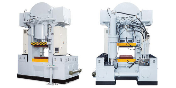 A imprensa hidráulica de forjadura fria faz à máquina Pan Frying Pan não-aderente de 5000 toneladas 1250x1250mm 80Mpa